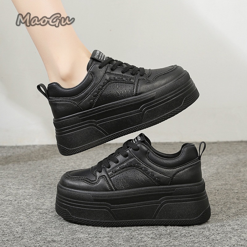 Women Shoes Size Chart - Białe sneakersy na platformie podwyższającej, damskie,