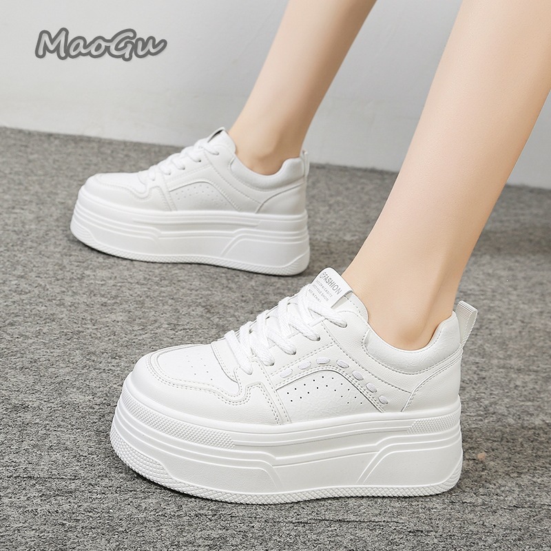 Białe sneakersy na platformie  – Women Shoes Size Chart recenzja i cena