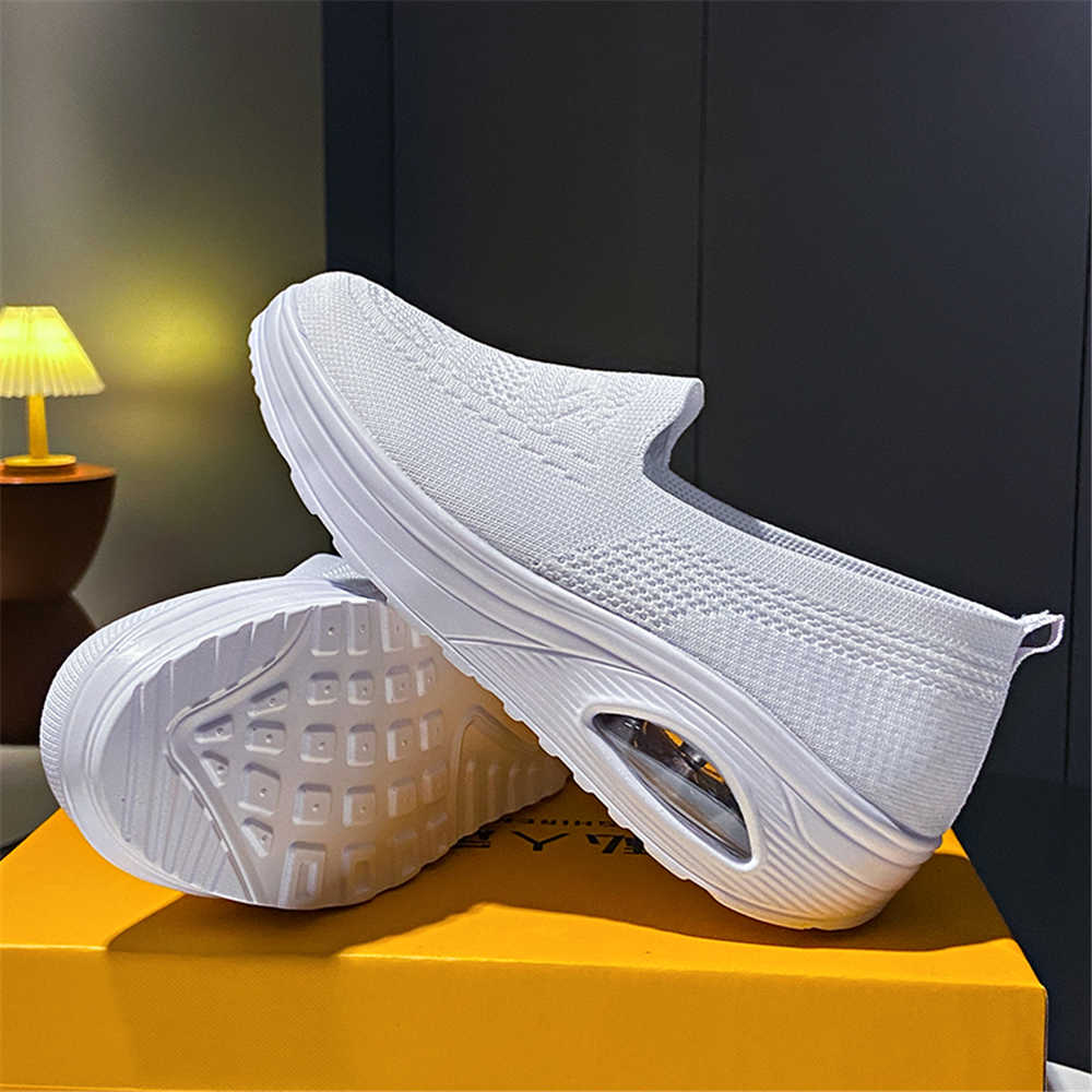 Cienkie szpilki, wsuwane botki – Women'S Shoes To Buy recenzja i cena